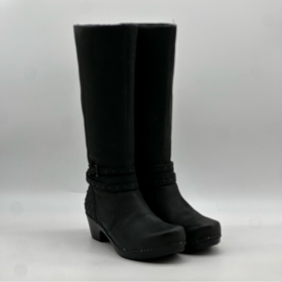 Dansko Myra Studded Boots. Size 6 - Picture 6 of 10